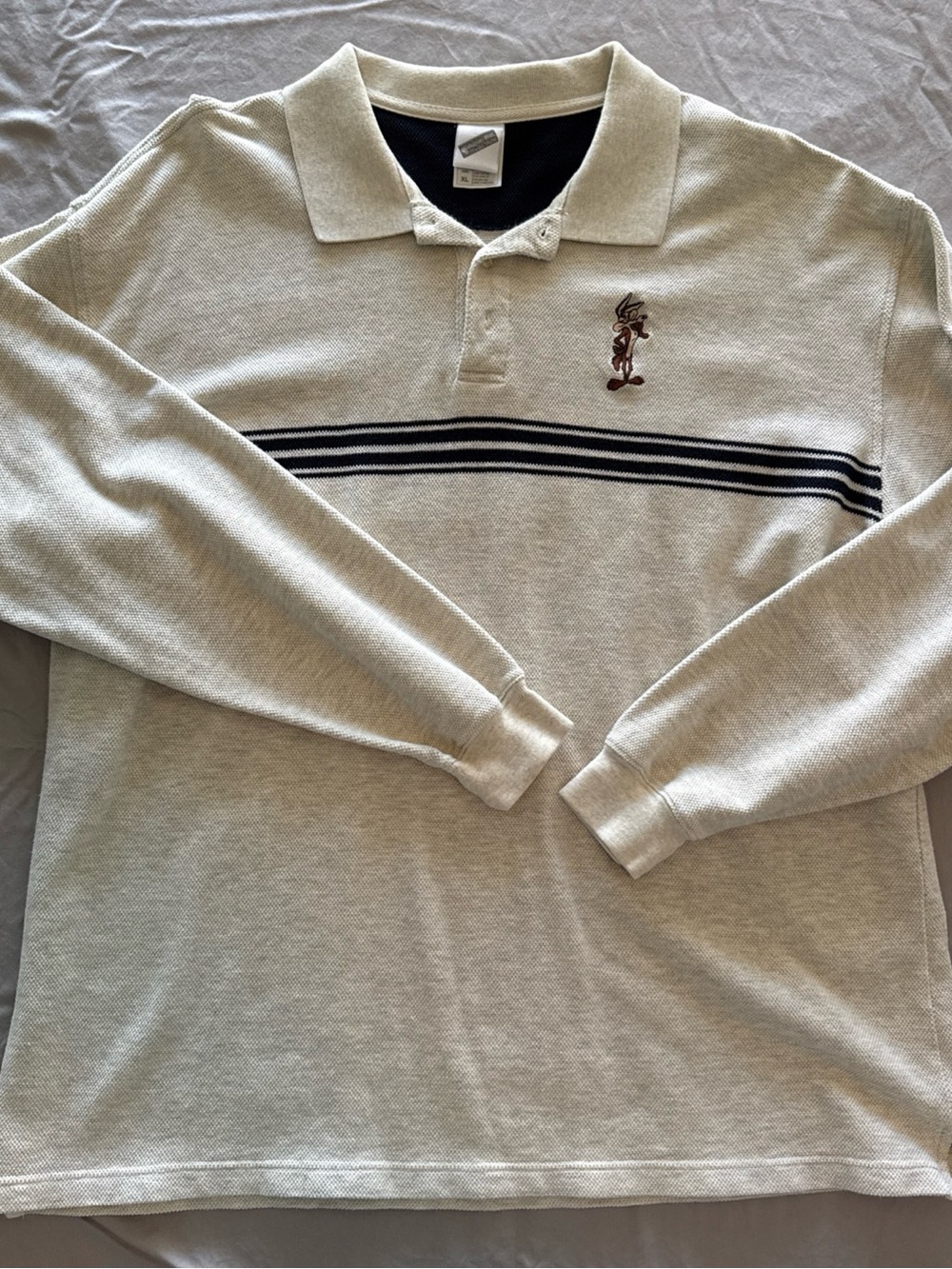 Looney Tunes Vintage Wile E Coyote Long Sleeve Polo Shirt in Light Gray with